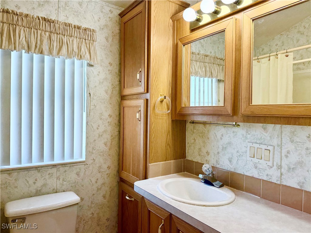 1 Bed ManufacturedHome for Sale in Naples, FL, $129,000 — photo 32