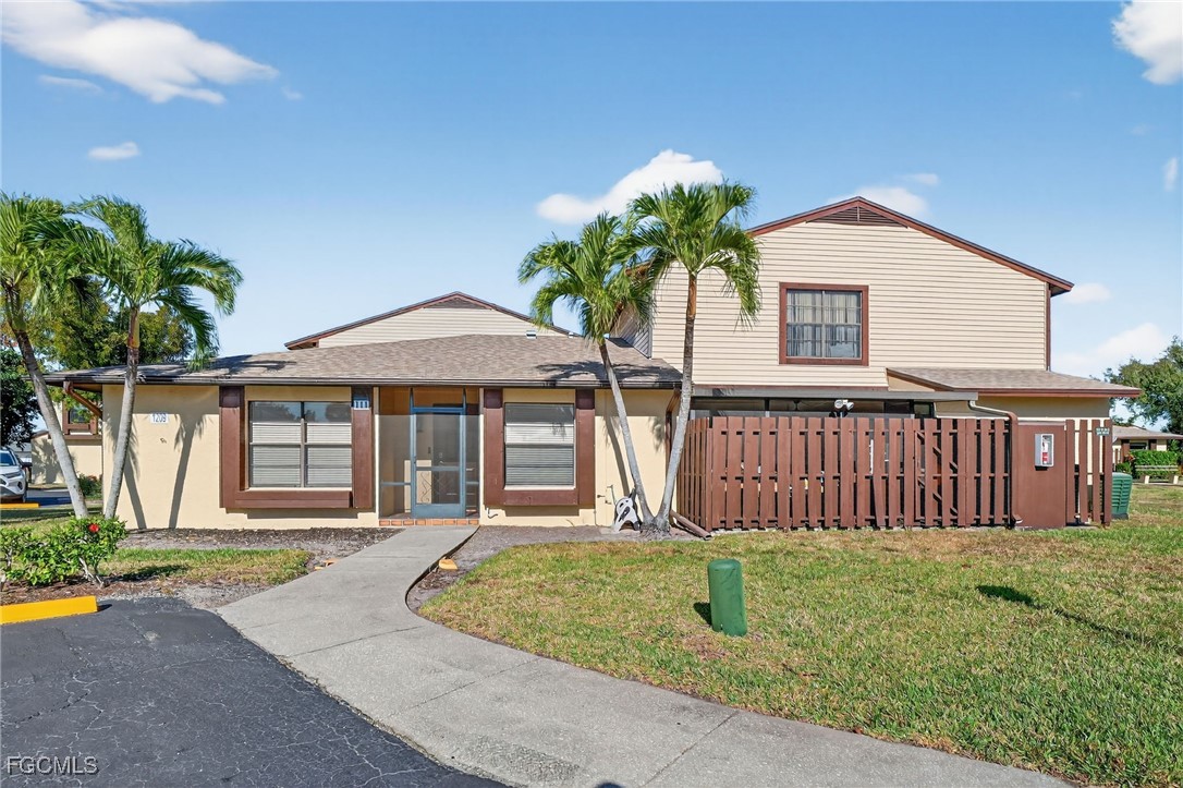2 Bed Attached for Sale in Cape Coral, FL, $189,000 — photo 32