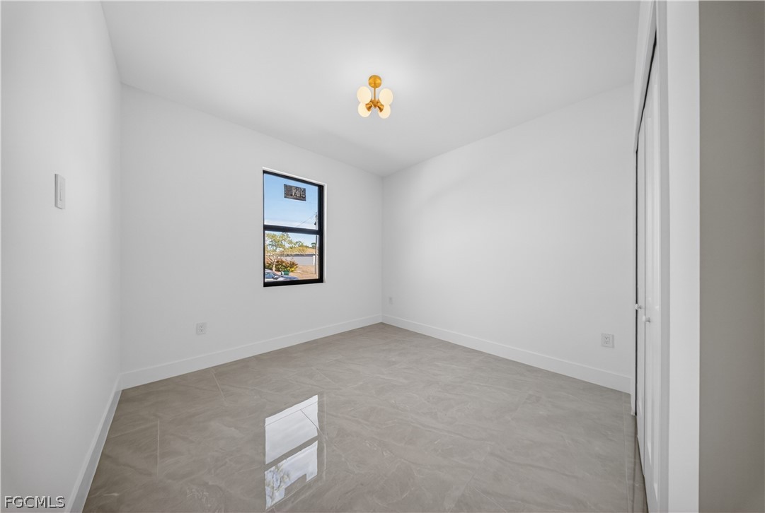 3 Bed SingleFamilyResidence for Sale in Port Labelle, FL — photo 32