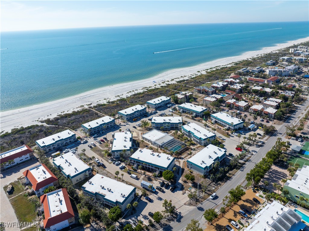 2 Bed Waterfront Home for Sale in Sanibel, photo 32