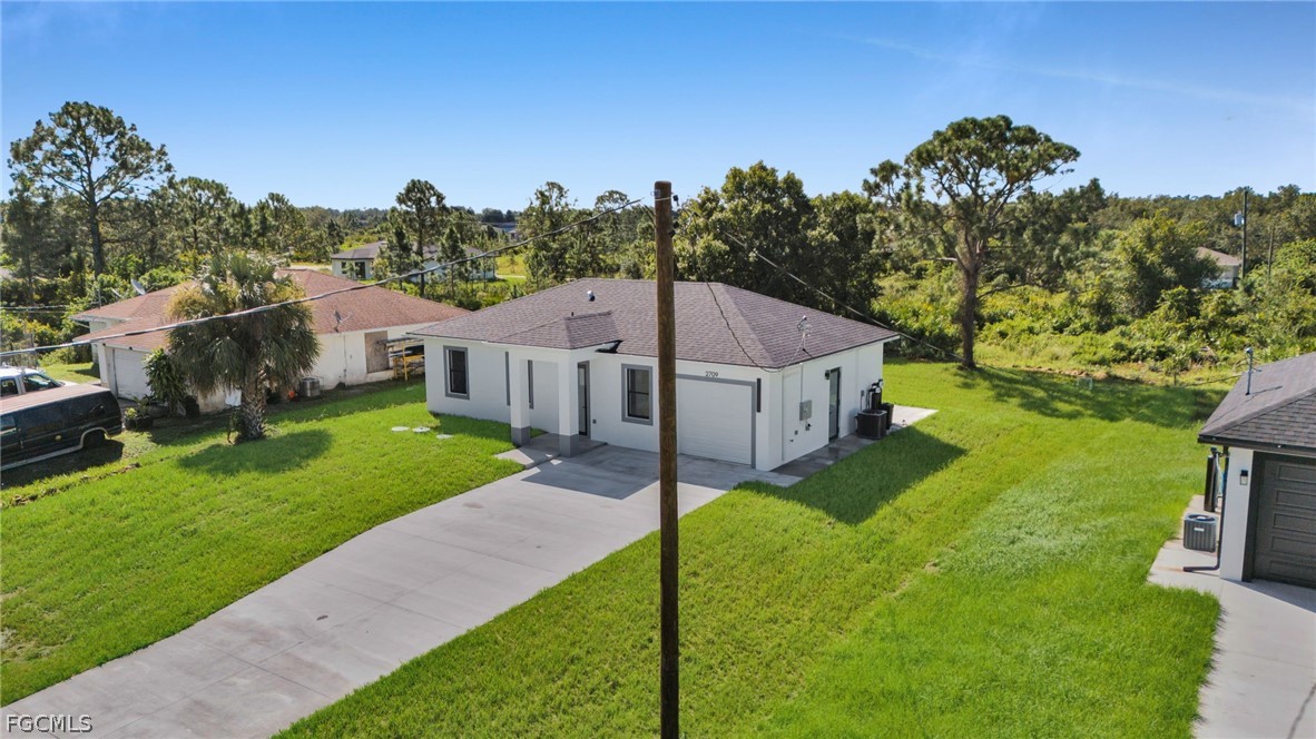 3 Bed SingleFamilyResidence for Sale in Lehigh Acres, photo 32