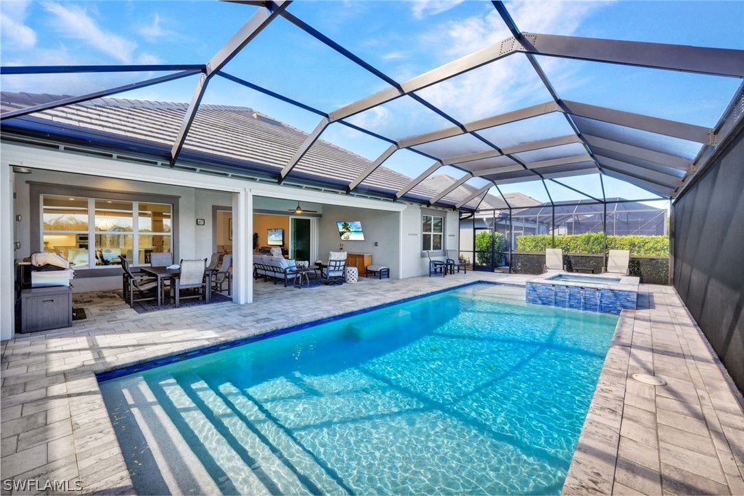 3 Bed Pool Home for Sale in Naples, photo 32