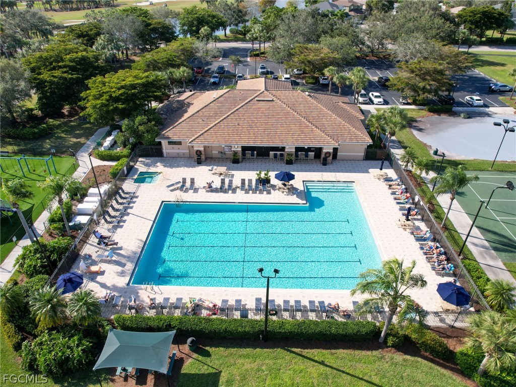 3 Bed SingleFamilyResidence for Sale in Stoneybrook, FL — photo 32
