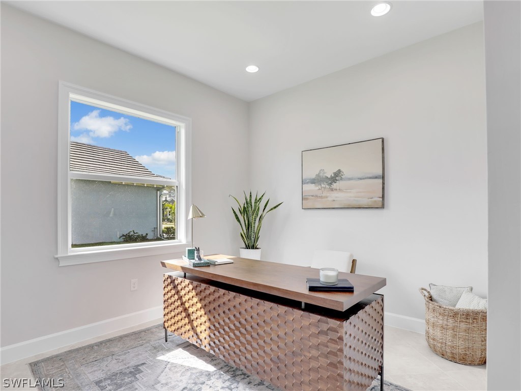 3 Bed Waterfront Home for Sale in Naples, photo 32