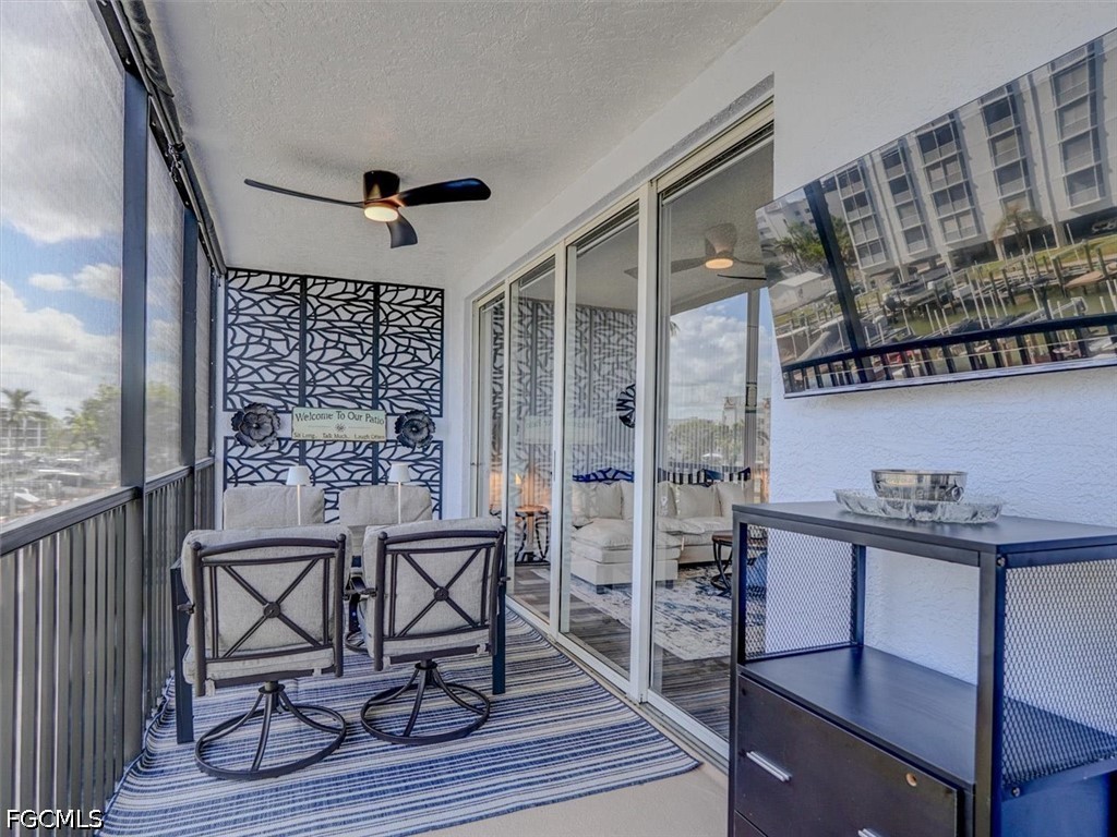 2 Bed Waterfront Home for Sale in Hibiscus Pointe, FL — photo 32