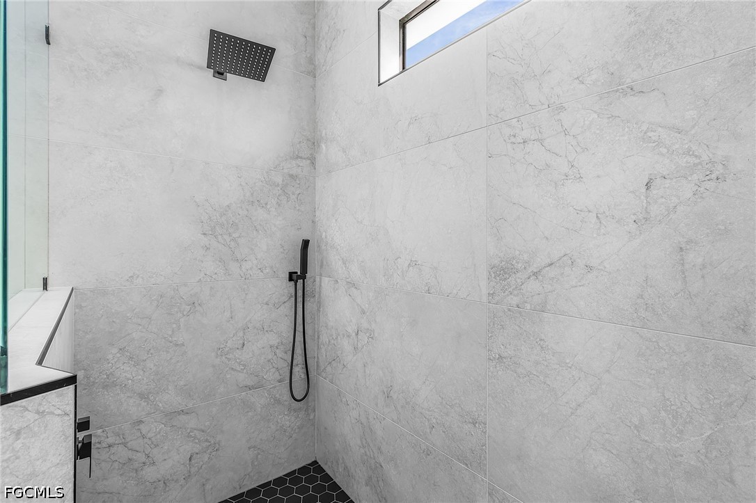 3 Bed SingleFamilyResidence for Sale in Lehigh Acres, photo 32