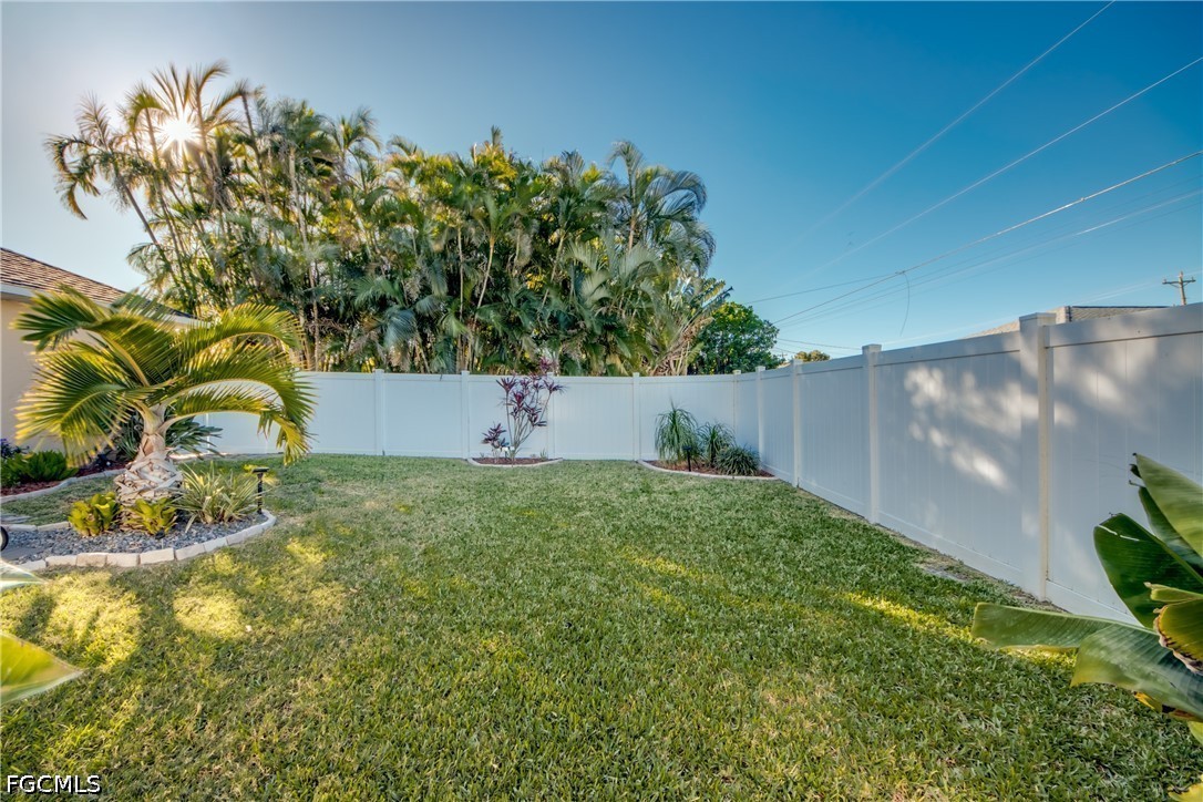 2 Bed Attached for Sale in Cape Coral, FL — photo 32