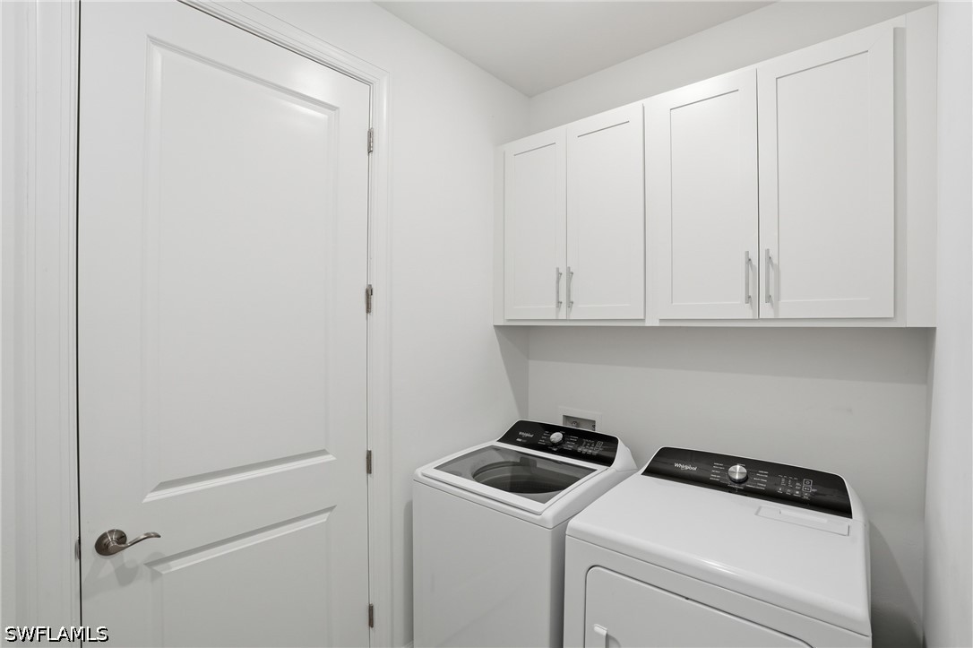 3 Bed Waterfront Home for Sale in Naples, photo 32