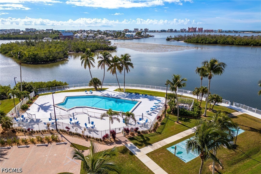 1 Bed Waterfront Home for Sale in Boardwalk Caper, photo 32
