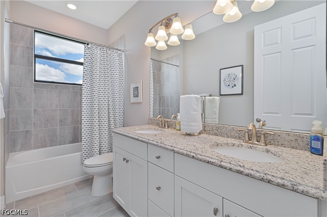 6 Bed Pool Home for Sale in Estero, photo 32