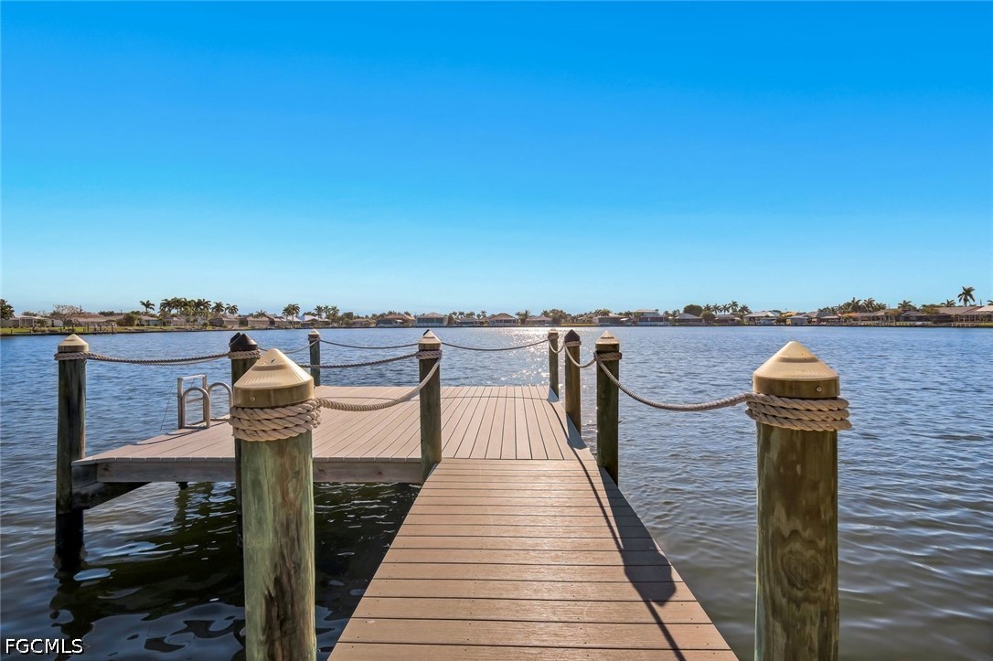 3 Bed Pool Home for Sale in Cape Coral, photo 32
