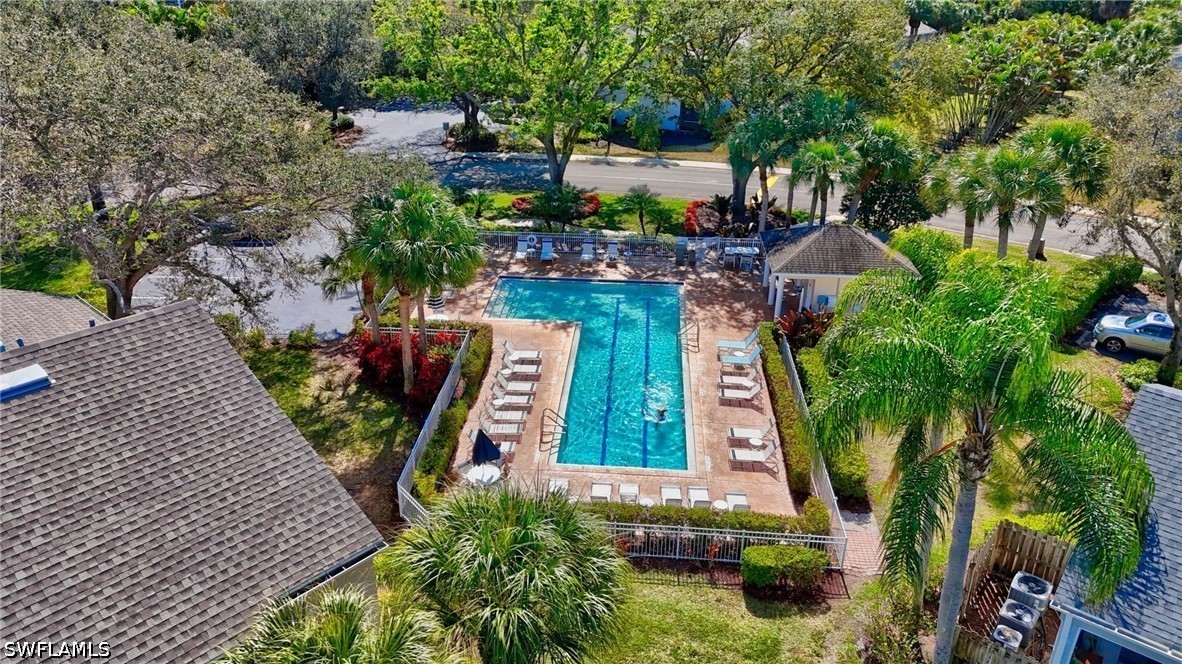 2 Bed Waterfront Home for Sale in Naples, photo 32