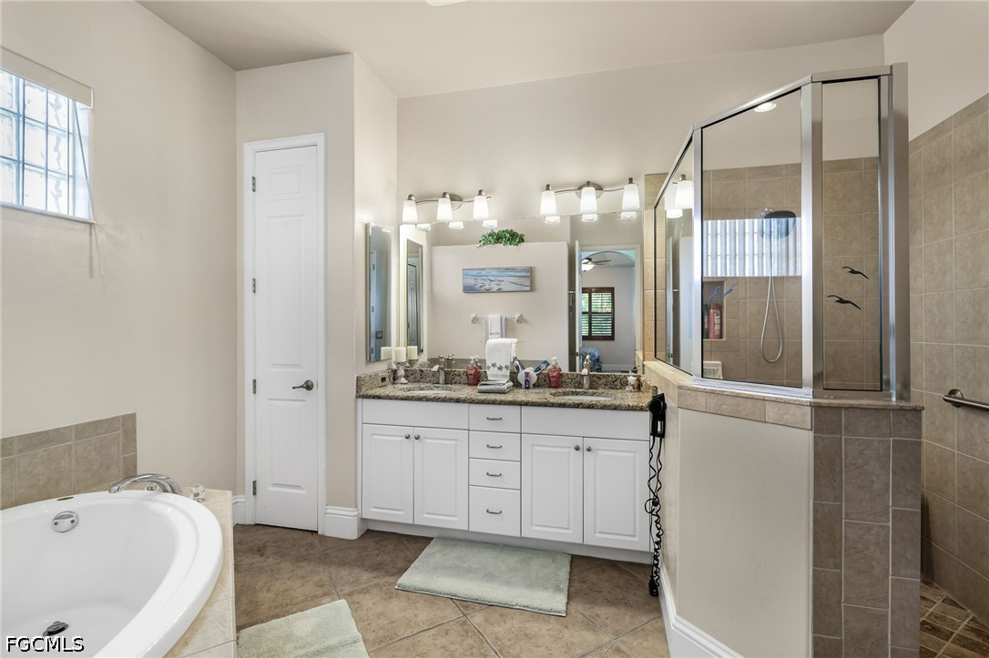 4 Bed Pool Home for Sale in Cape Coral, photo 32