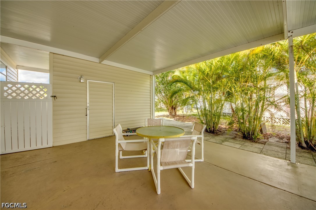 2 Bed ManufacturedHome for Sale in Old Bridge Village, FL — photo 32