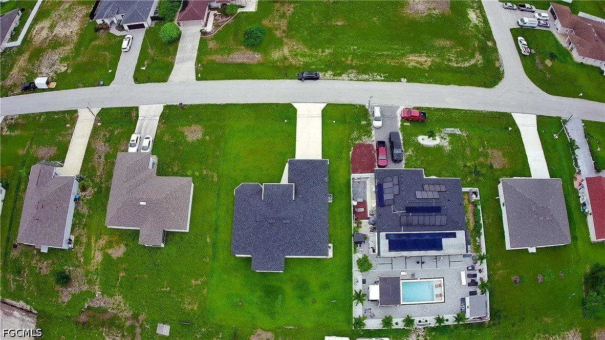 3 Bed SingleFamilyResidence for Sale in Cape Coral, photo 32