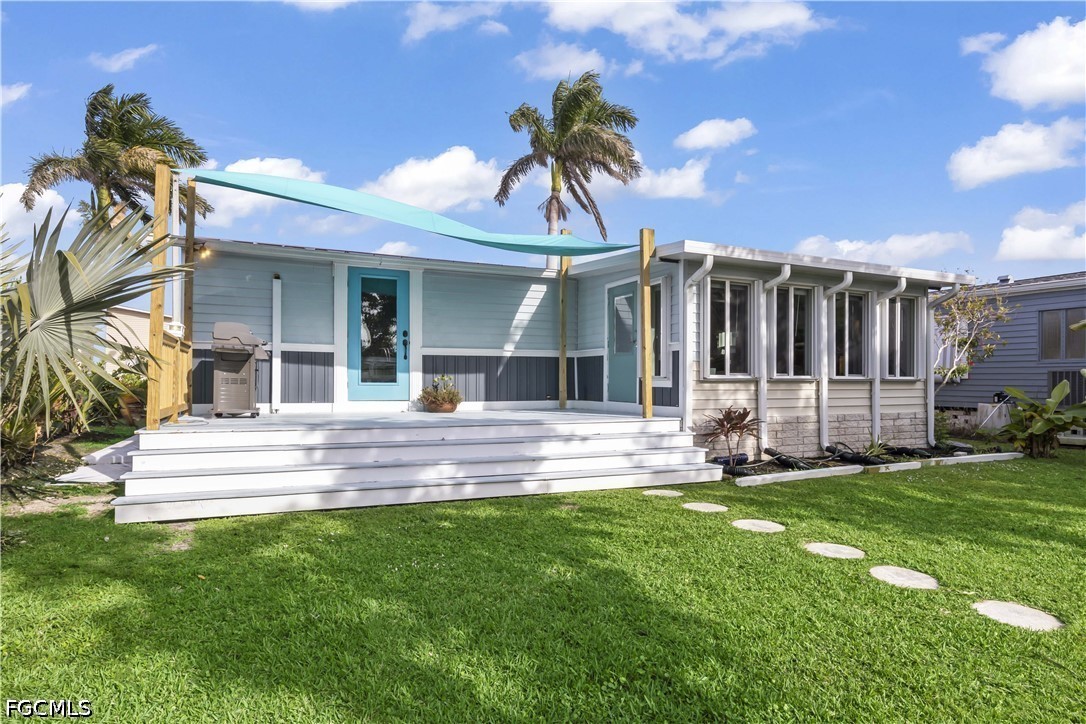 2 Bed Waterfront Home for Sale in Pine Island Cove, photo 32