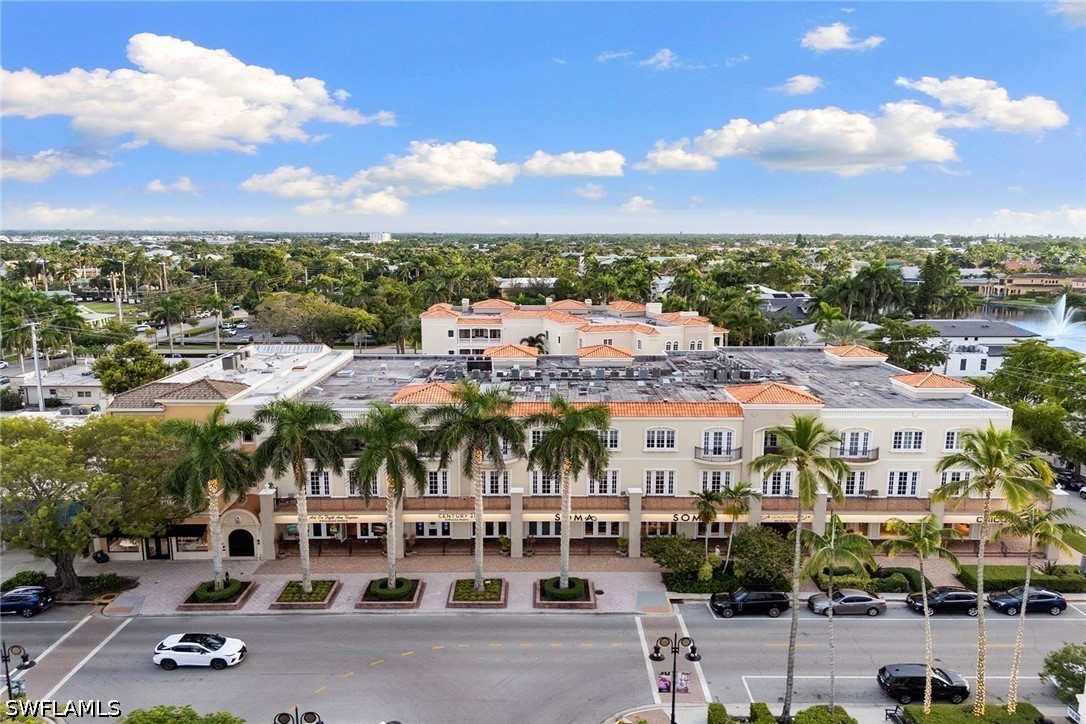2 Bed Condominium for Sale in Naples, photo 32