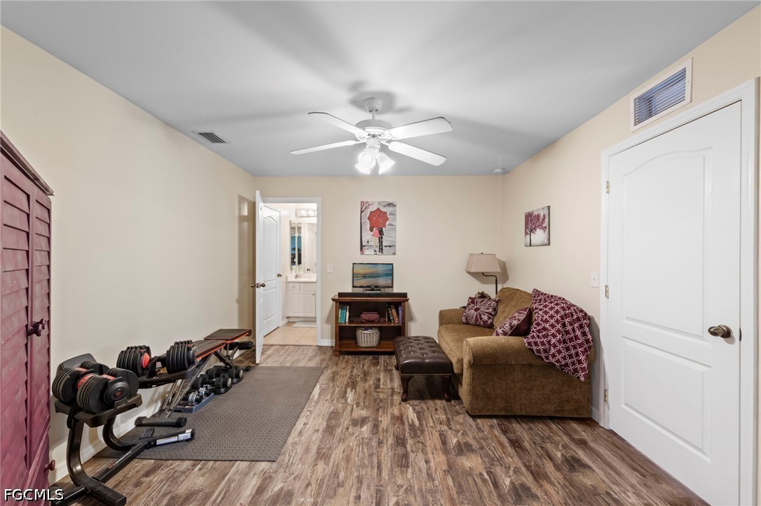 3 Bed SingleFamilyResidence for Sale in Lehigh Acres, photo 32