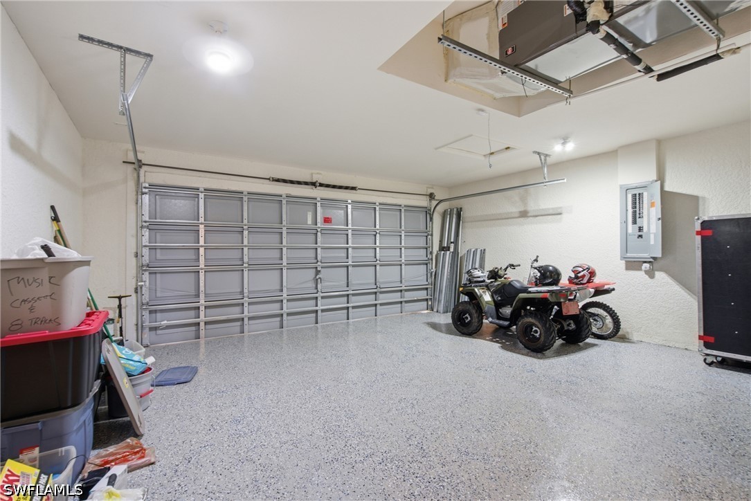 4 Bed SingleFamilyResidence for Sale in Naples, photo 32