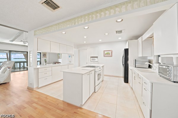 4 Bed Waterfront Home for Sale in Southwood, photo 32