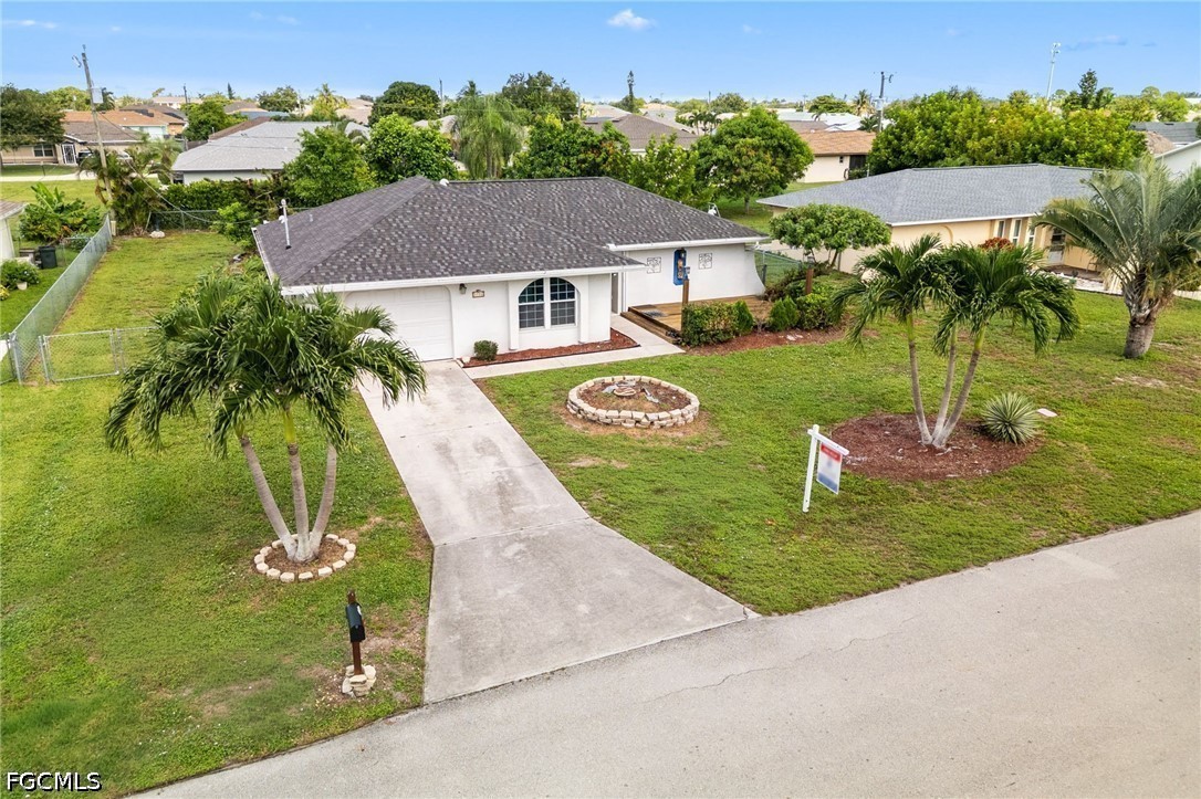 2 Bed SingleFamilyResidence for Sale in Cape Coral, FL — photo 32