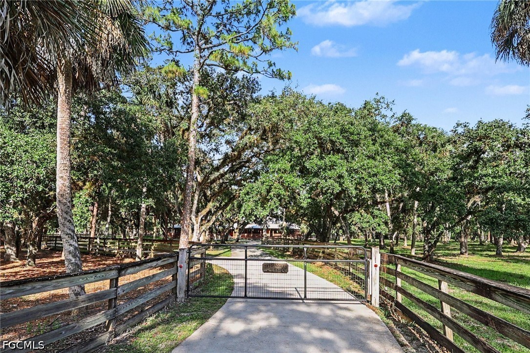 4 Bed Pool Home for Sale in Acreage, photo 32