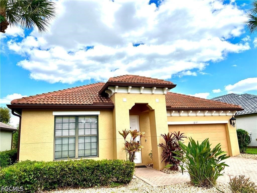 3 Bed SingleFamilyResidence for Sale in Daniels Preserve, photo 32