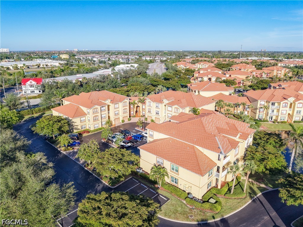 2 Bed Condominium for Sale in Fort Myers, FL — photo 32