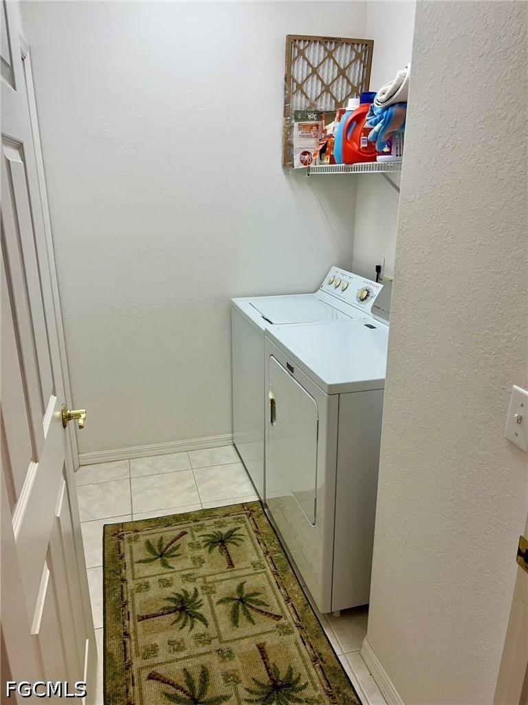 2 Bed Condominium for Sale in Sanibel View Condo, FL, $3,900 — photo 32