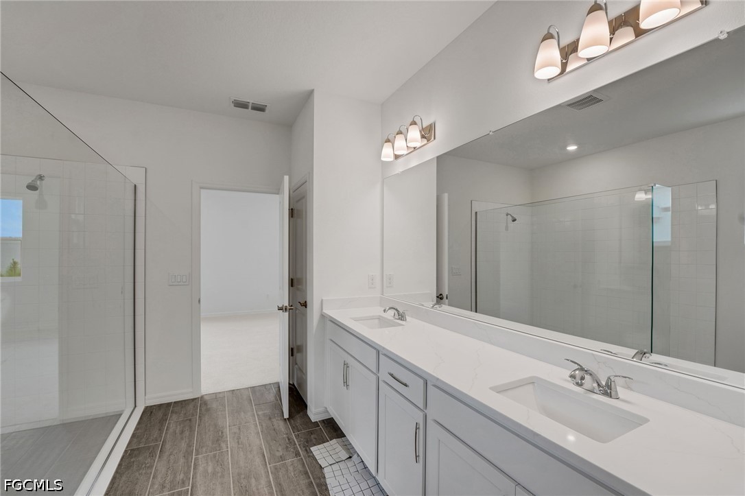 4 Bed SingleFamilyResidence for Sale in Turnleaf, photo 32