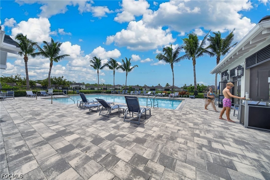 3 Bed SingleFamilyResidence for Sale in Castalina, FL — photo 32