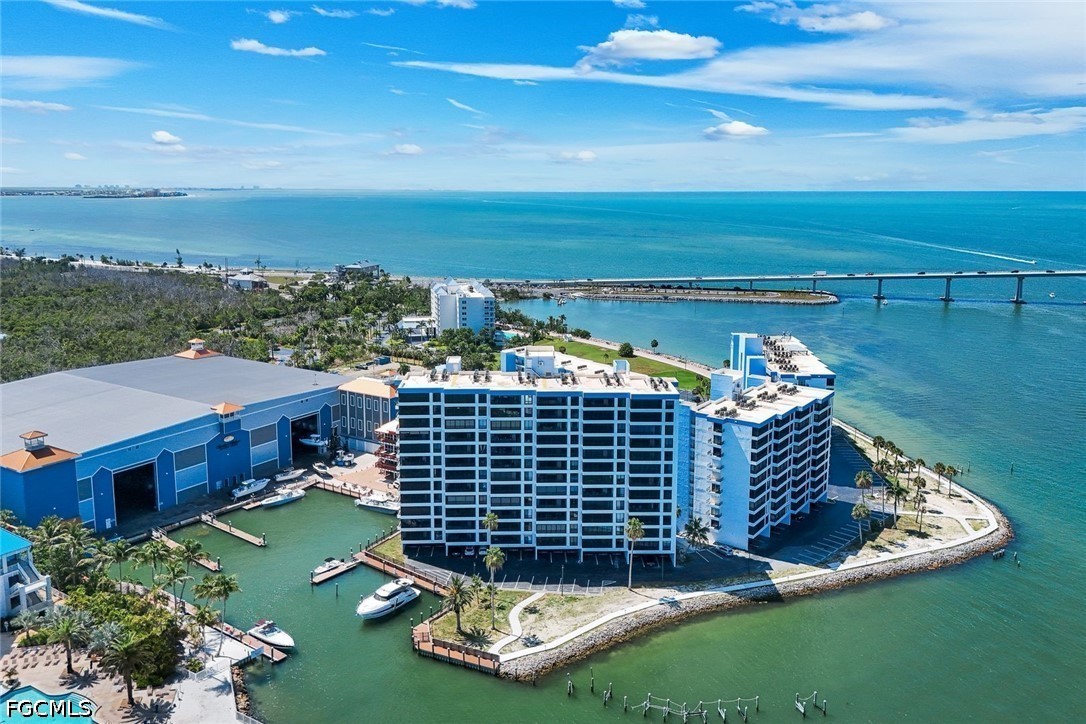 2 Bed Waterfront Home for Sale in Punta Rassa, FL, $530,000 — photo 32