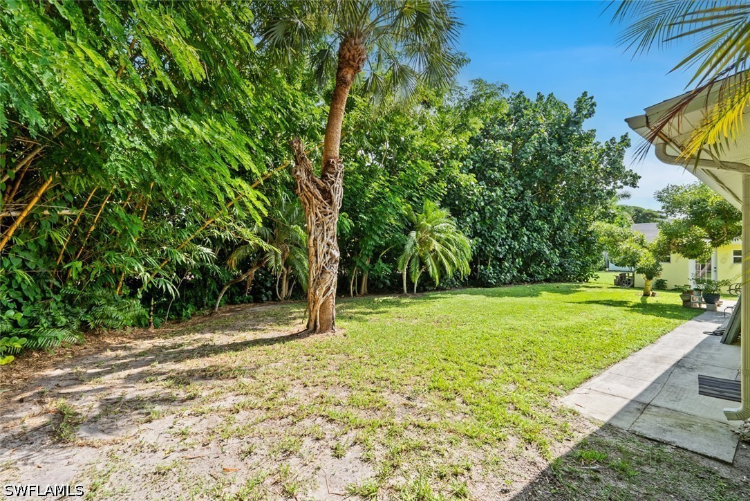 4 Bed Duplex for Sale in Sunset Homes, FL, $695,000 — photo 32