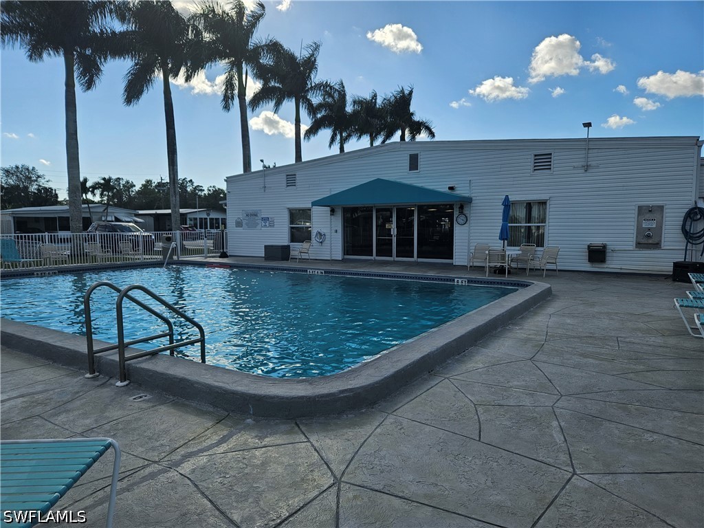 1 Bed ManufacturedHome for Sale in Naples, FL, $72,000 — photo 32