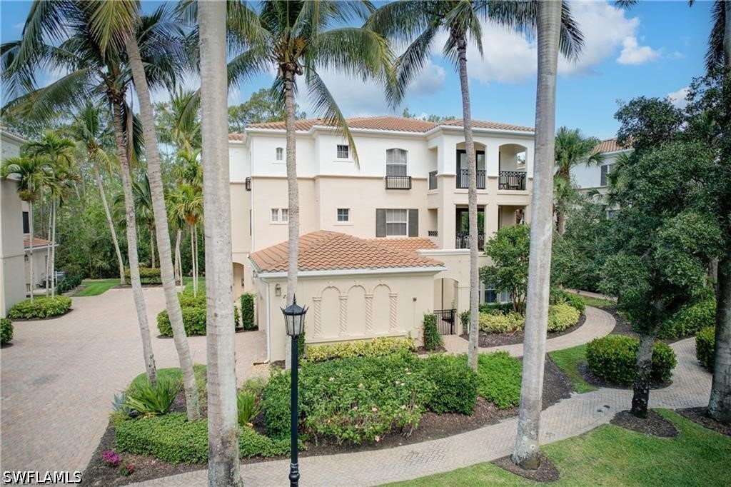 3 Bed Condominium for Sale in Naples, FL, $1,295,000 — photo 32