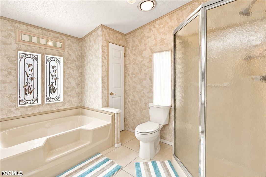 2 Bed Waterfront Home for Sale in North Fort Myers, FL — photo 32