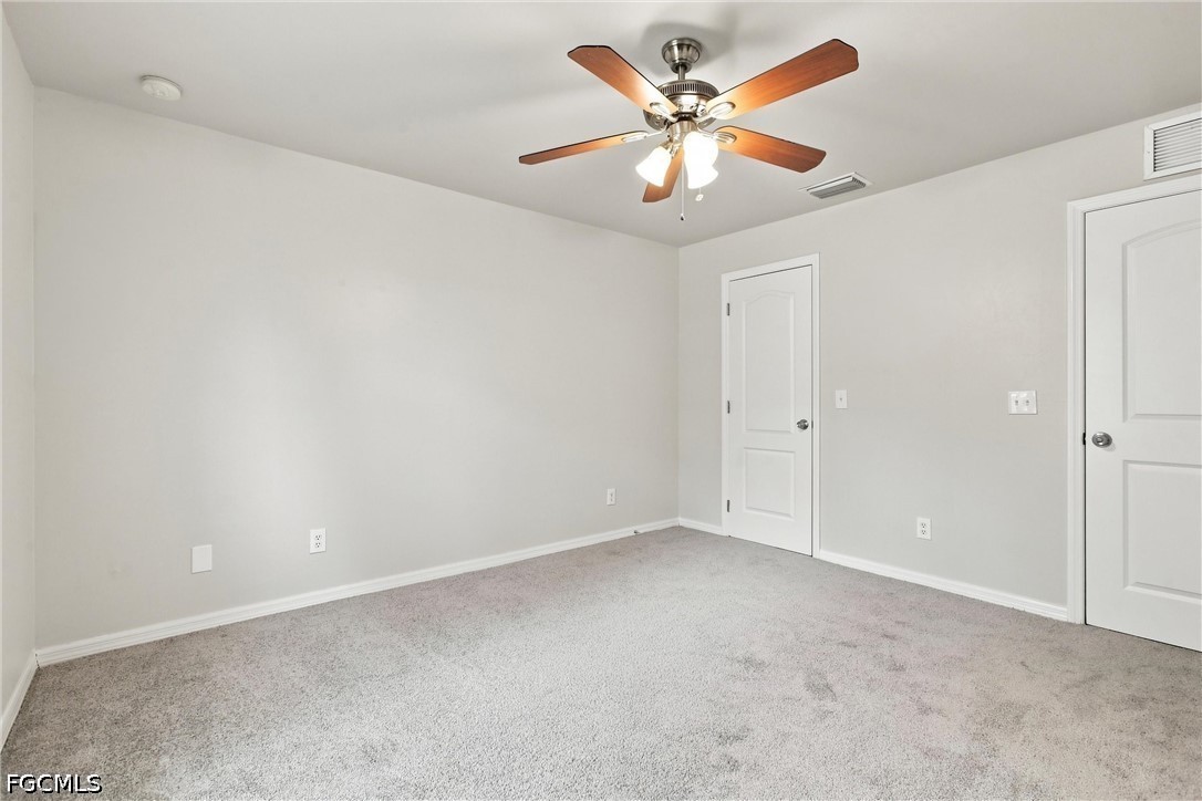 3 Bed SingleFamilyResidence for Sale in Mirror Lakes, FL — photo 32