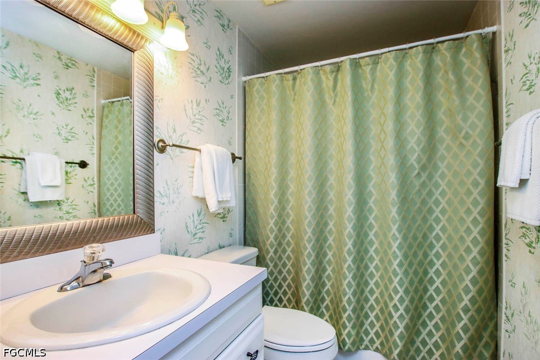 3 Bed Waterfront Home for Sale in Captiva, FL, $950,000 — photo 32