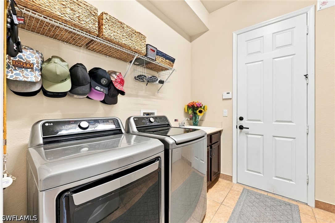 3 Bed SingleFamilyResidence for Sale in Naples, FL, $824,999 — photo 32