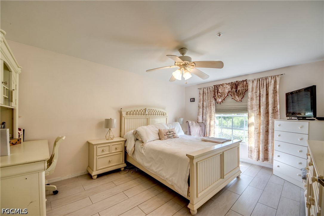 2 Bed Condominium for Sale in Coral Cove, photo 32