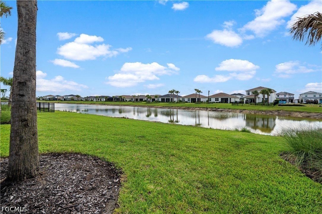 3 Bed Pool Home for Sale in Verde, photo 32