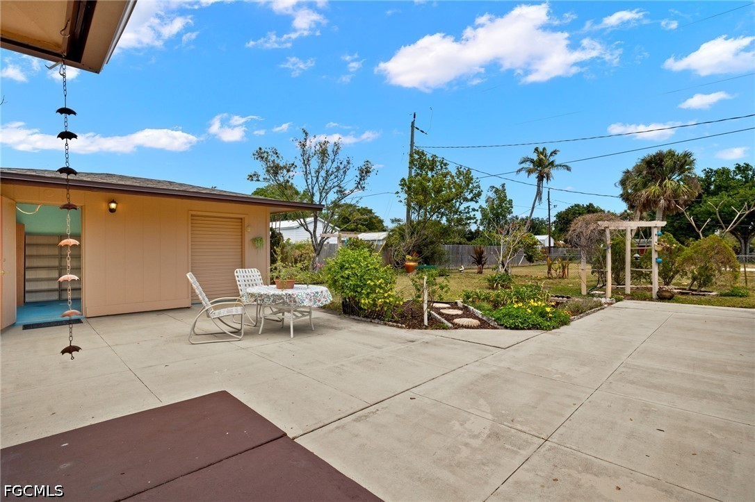 3 Bed SingleFamilyResidence for Sale in Fort Myers, photo 32