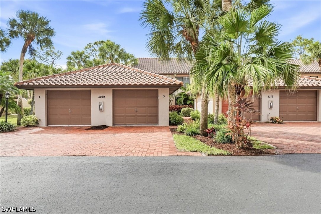 2 Bed Condominium for Sale in Coach House, FL, $400,000 — photo 32