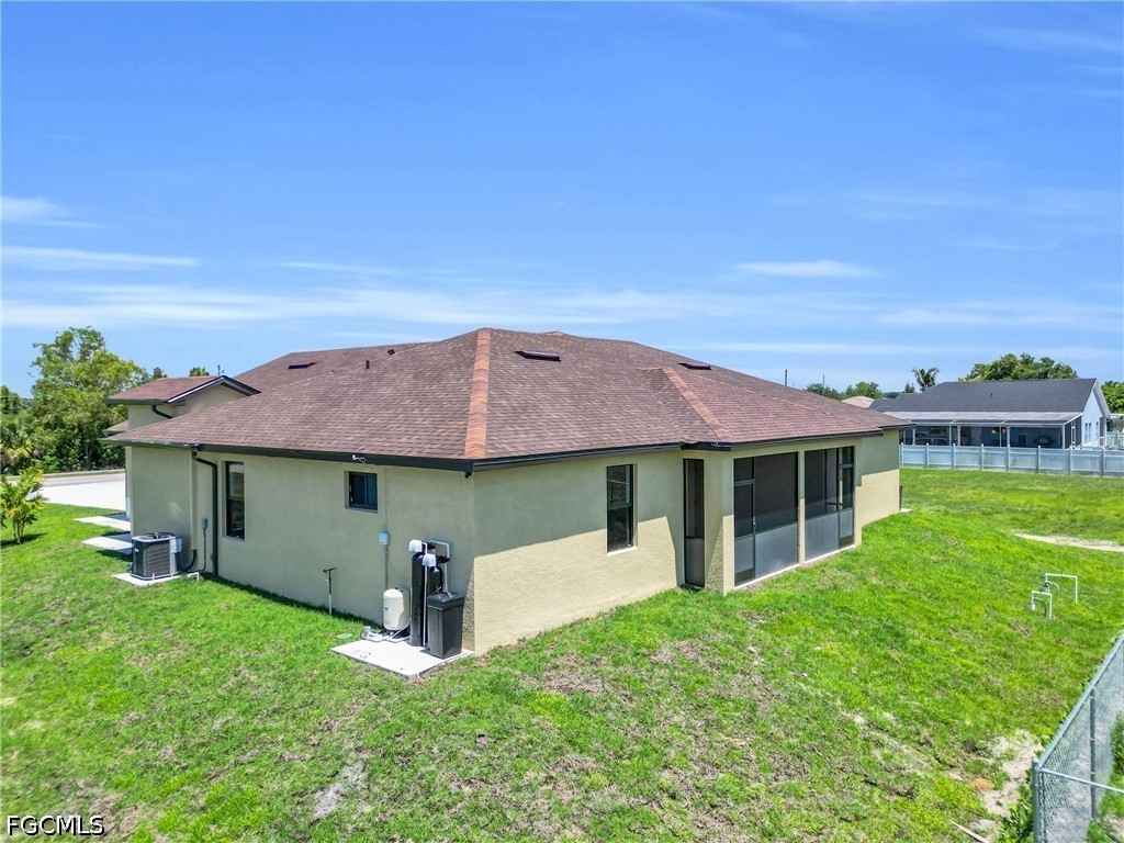 6 Bed Duplex for Sale in Lehigh Acres, photo 32
