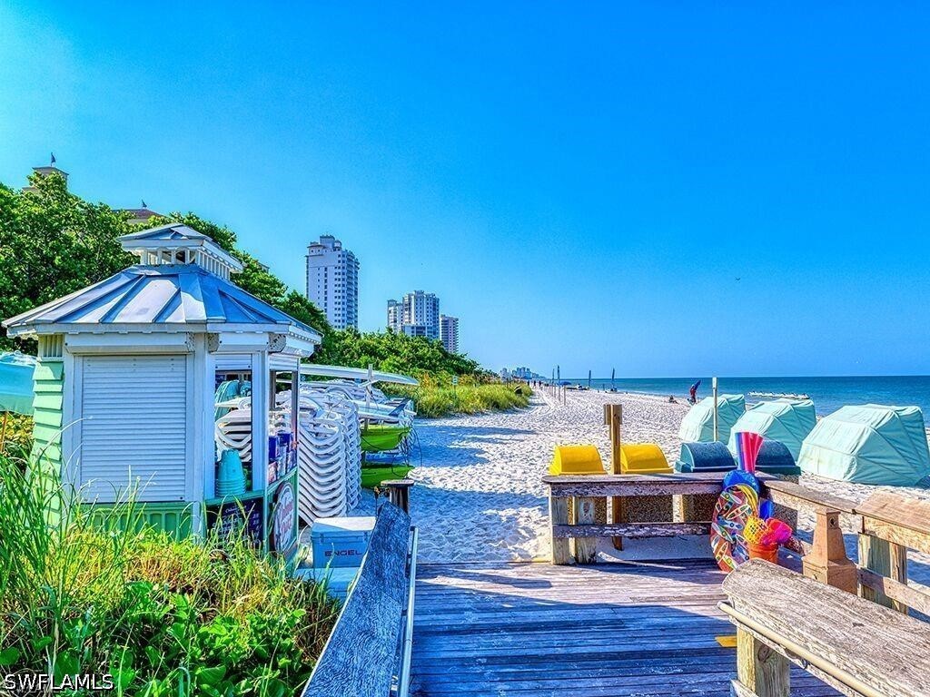 2 Bed Waterfront Home for Sale in Naples, photo 32