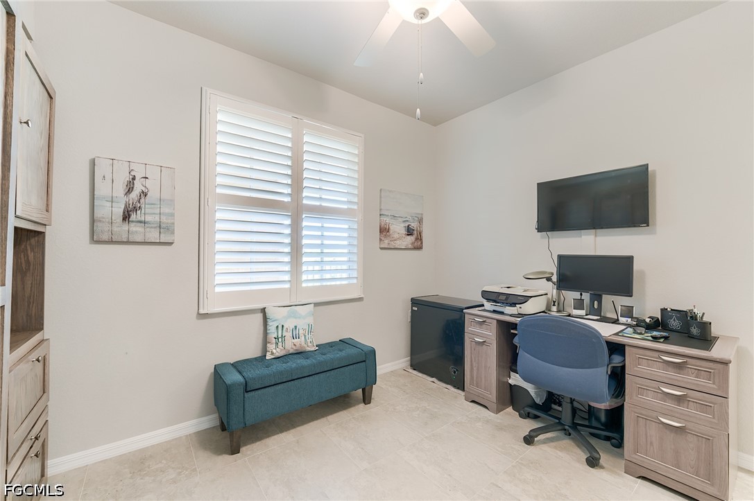 2 Bed Waterfront Home for Sale in Palazzo, photo 32