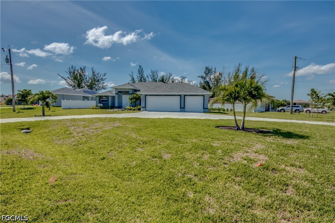 3 Bed Pool Home for Sale in Cape Coral, photo 32