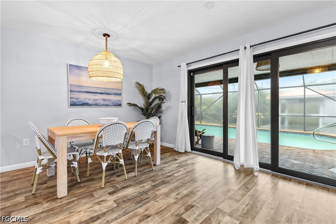 3 Bed Pool Home for Sale in Palmlee Park, photo 32