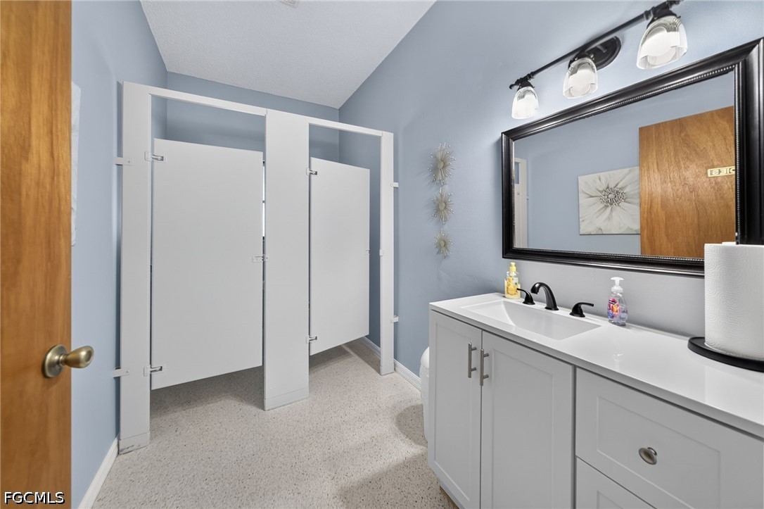 2 Bed Condominium for Sale in Hidden Gardens, photo 32
