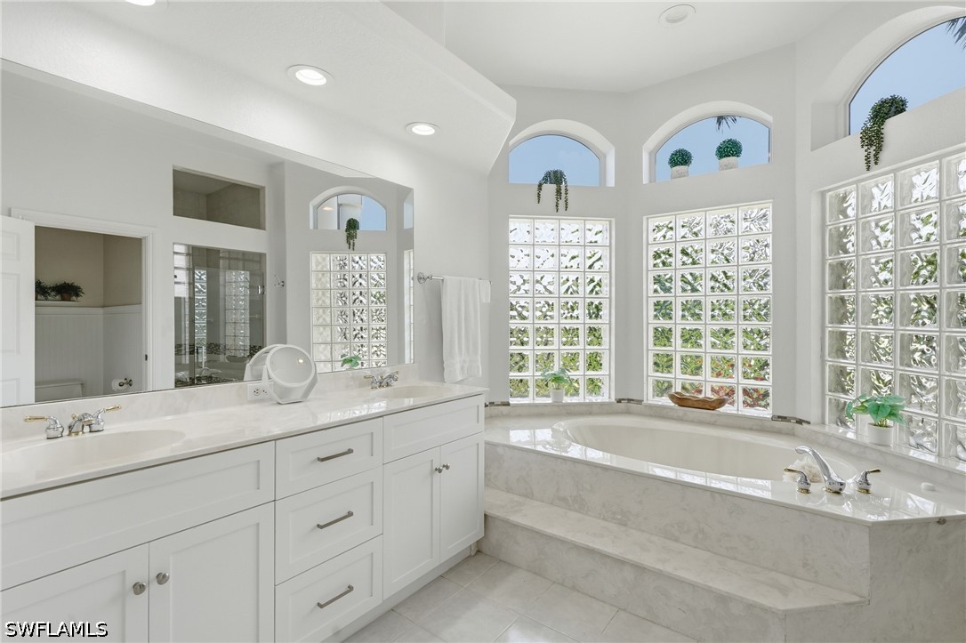 4 Bed Pool Home for Sale in Naples, photo 32
